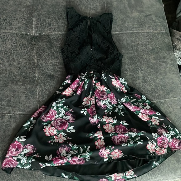 Black Floral Flare Mini Dress - Picture 8 of 8